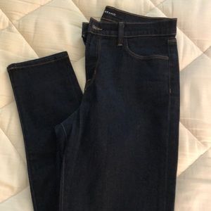 J.Brand high wasted Jeans size 28